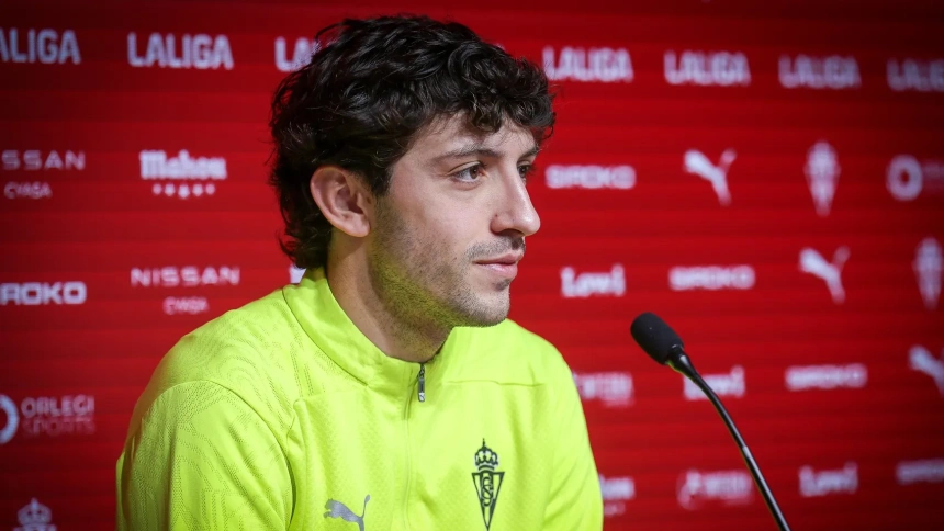 César Gelabert, en la sala de prensa de Mareo