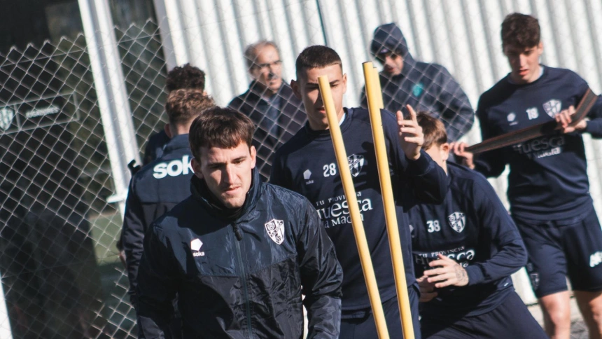 Imagen del entrenamiento del Huesca