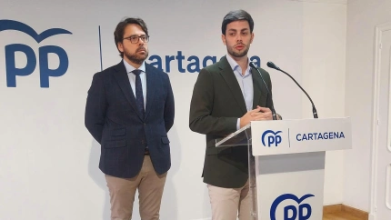 Ignacio Jáudenes y Álvaro Valdés en la sede del PP