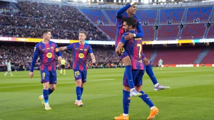 Ferran Torres celebra su gol en el Camp Nou, en el Barcelona - Athletic