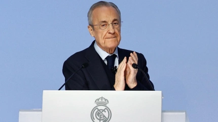 Florentino Pérez, durante su intervención en la Asamblea de Socios Compromisarios del Real Madrid.