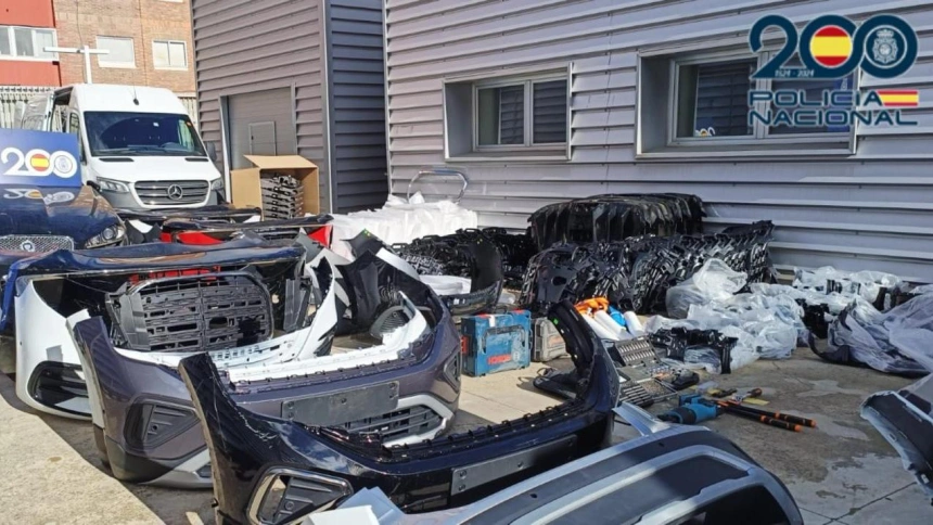 Rebeca Carreras, portavoz de la Policía Nacional, explica los detalles de la operación