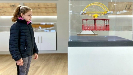 niña en museo inventos