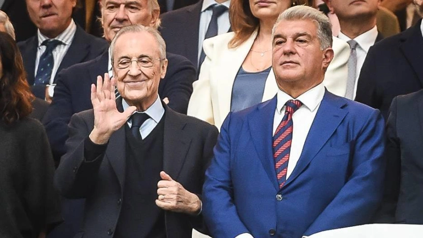 Joan Laporta y Florentino Pérez, juntos en el palco del Bernabéu en el Clásico de hace un mes.