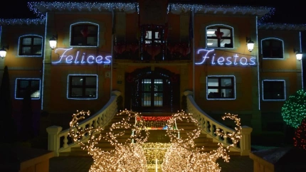 Luces de Navidad en el Ayuntamiento de Piélagos