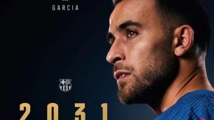 Eric García renueva con el Barcelona