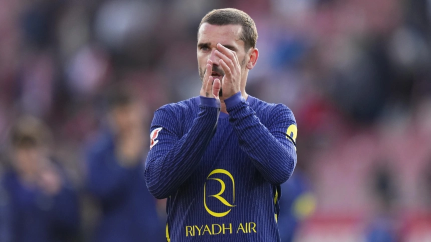 Griezmann celebra el gol, en el Girona - Atlético