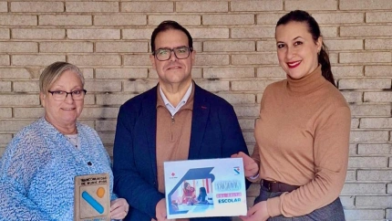 La Costa Tropical se alía con Cruz Roja para frenar el abandono escolar