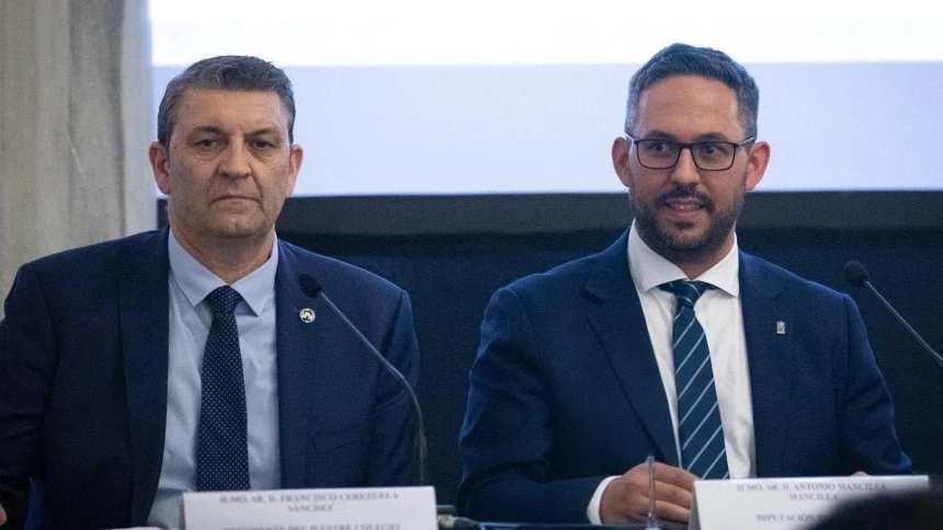 La Diputación de Granada impulsa el registro de mascotas y el control de colonias felinas con 125.000 euros