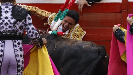 Momento del grave percance sufrido por Juan de Castilla esta semana en Manizales