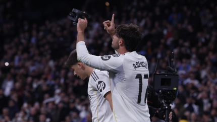 Asencio celebra su gol, en el Real Madrid - Levante