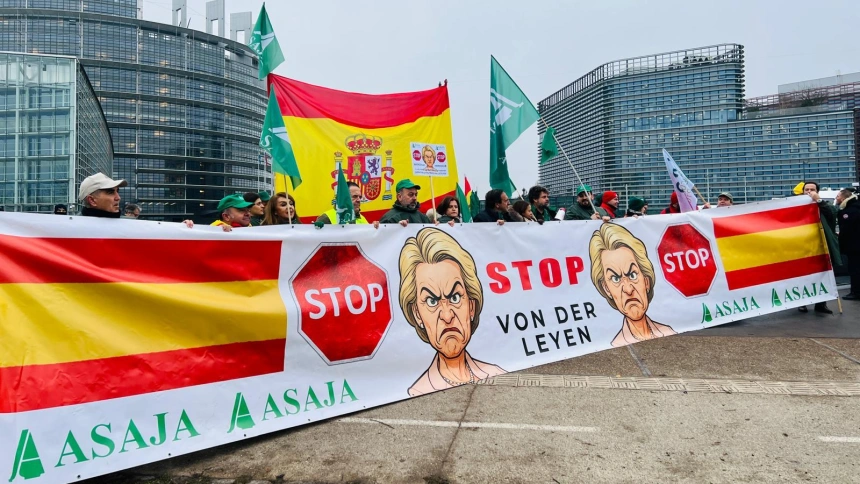 Protesta de agricultores y ganaderos en Estrasburgo