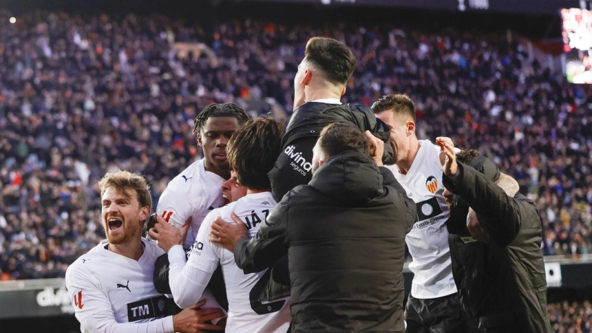 Ramazzani, de penalti, dio la victoria a Mestalla