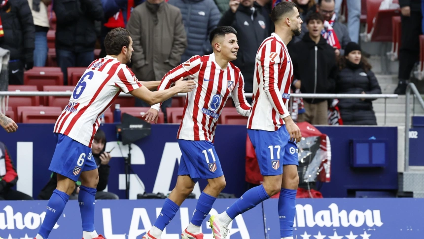 Thiago Almada celebra su gol en el Atlético - Mallorca