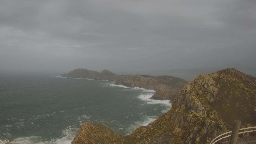Costa del Atlántico desde el Faro norte de las Islas Cíes