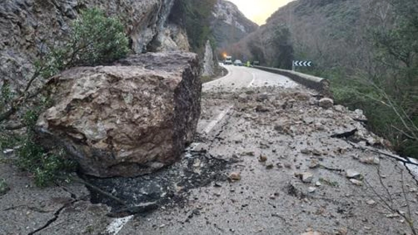 El desfiladero de los Hocinos (Burgos) tardará "meses en estar absolutamente transitable" tras la caída de una roca de 30 toneladas