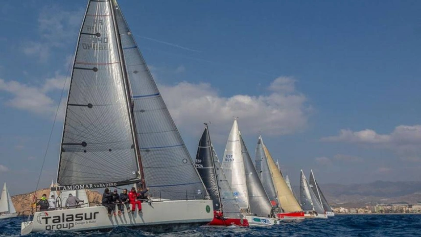 Imagen de archivo de la Regata Carnaval de Águilas