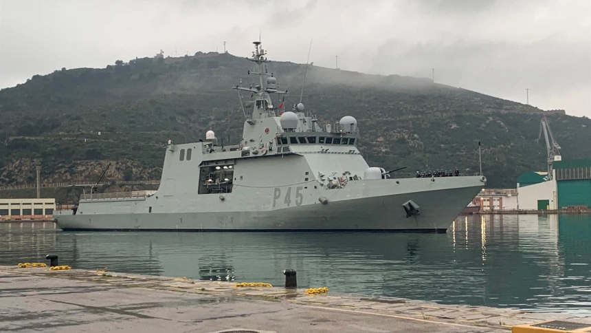 BAM Audaz en su base de Cartagena