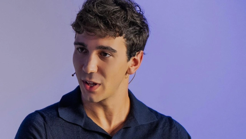 Adrià Cruz, cofundador de B3TTER Foods durante una de sus intervenciones públicas.