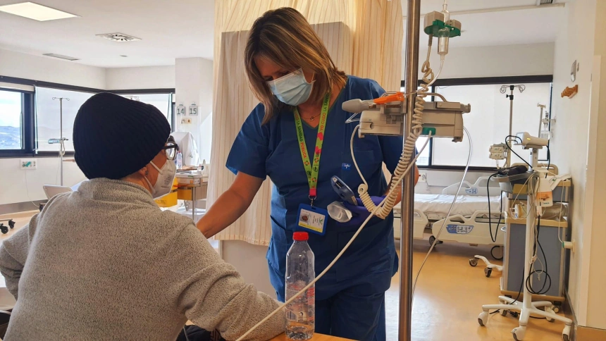 El Hospital de Motril refuerza la atención oncológica y amplía su horario de tarde