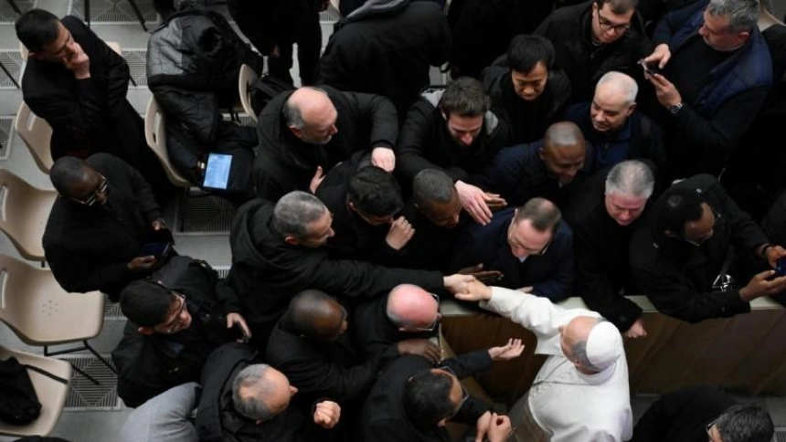 Papa León se ha encontrado con el clero de Roma