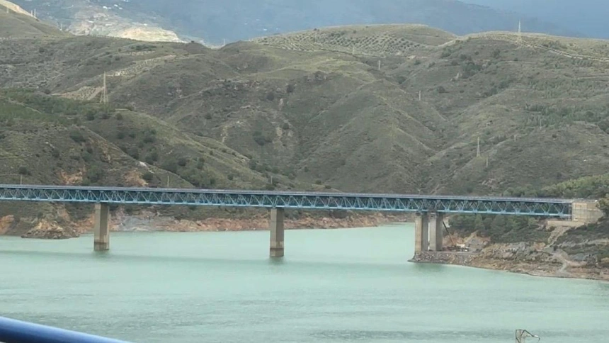 La A-44 va recuperando la normalidad: reabren este martes el carril en sentido Granada