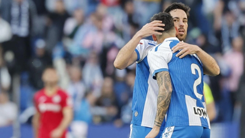 Los jugadores del Espanyol celebran su gol frente al Getafe