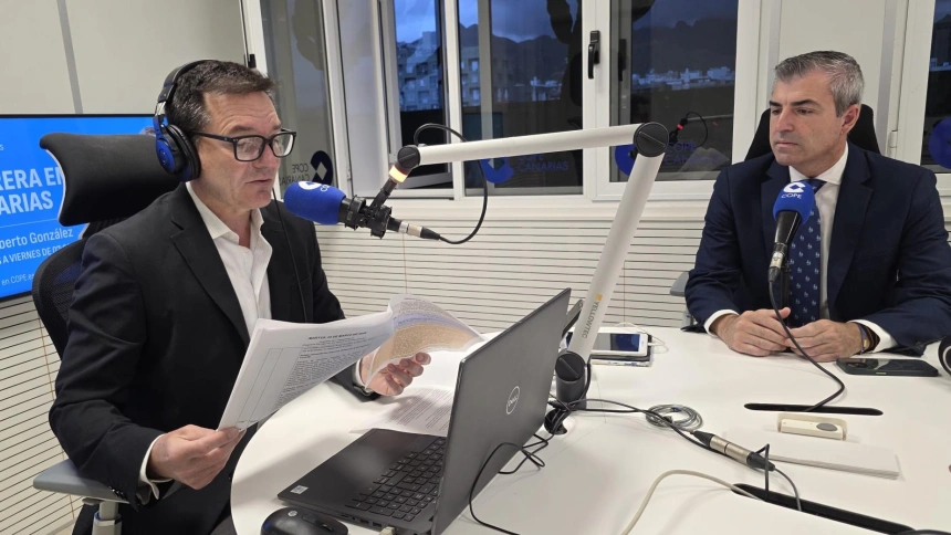 Roberto González, presentado de Herrera en COPE Canarias, y Manuel Domínguez, vicepresidente del Gobierno de Canarias.