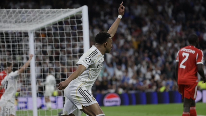 Mbappé celebra su gol en el Real Madrid - Bayern