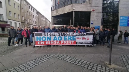 Los trabajadores de Einsa Print se movilizan en Ferrol contra el ERE ...