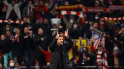Simeone: "La gente fue determinante, en otro club hubiera silbado y hubiera  sido otra derrota dolorosa"