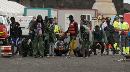 59 personas inmigrantes rescatadas de las pateras que han llegado a aguas cercanas a El Hierro