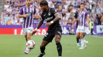 Valentin Rosier, durante el partido de LaLiga entre Real Valladolid  y Leganés.