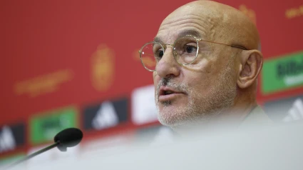 El seleccionador nacional, Luis de la Fuente durante la rueda de prensa.