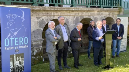 El presidente de la Fundación Otero Pedrayo, Eduardo López Pereira, en un acto de entrega de premios a estudiantes