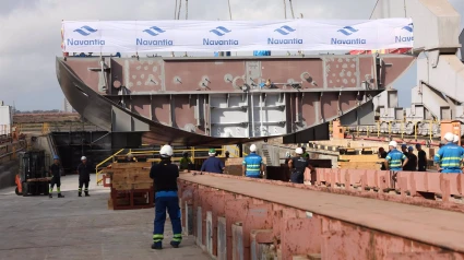 Cádiz.- Navantia San Fernando pone la quilla del patrullero de altura para la Marina Real de Marruecos.

El astillero de Navantia San Fernando (Cádiz) ha llevado a cabo en la mañana de este viernes el hito de puesta de quilla del patrullero de altura que la compañía construye para la Marina Real de Marruecos, lo cual marca el inicio de la construcción en la grada donde el buque empieza a tomar forma, mientras continúa en los distintos talleres la fabricación de los siguientes bloques.

POLITICA ESPAÑA EUROPA ANDALUCÍA
NAVANTIA