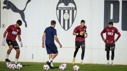 El baile de porteros en el Valencia CF