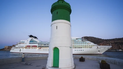 Crucero y faro de la Curra en Cartagena