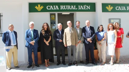 Con la apertura en Espeluy de una nueva sucursal, Caja Rural de Jaén confirma y consolida su idea de estar presente en los 97 municipios de la provincia