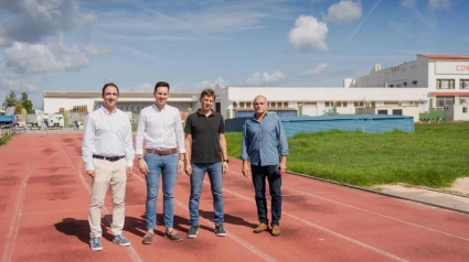 Empiezan las obras en la pista de atletismo de Mahon