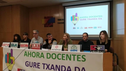 Rueda de prensa de los sindicatos de la enseñanza pública de Navarra