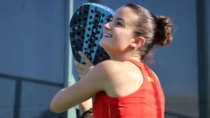 Martina Calvo sigue logrando éxitos jugando a pádel