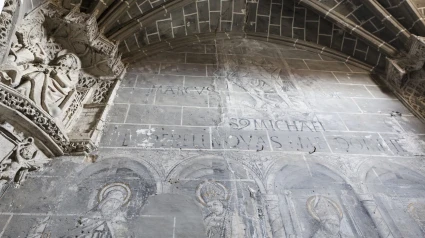 Imagen de la fachada de la capilla de Santiago.