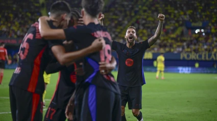 Los futbolistas del Barcelona celebran la victoria contra el Villarreal.