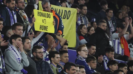 Pancartas en contra de Ronaldo