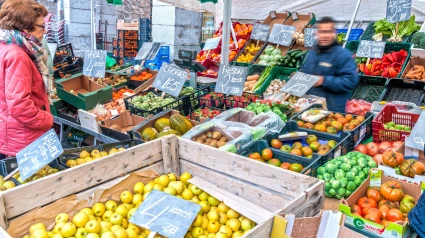 Frutería en el mercado