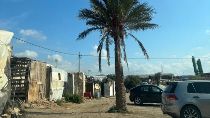 Imagen de un asentamiento chabolista en Níjar

El Ayuntamiento de Níjar (Almería) es todo un ejemplo de colaboración institucional en la búsqueda de soluciones a los asentamientos según la Junta de Andalucía, que trabaja de la mano con este municipio dentro del primer plan estratégico impulsado por la Consejería de Inclusión Social para erradicar los asentamientos en las provincias de Almería y Huelva (Plan Easen).

POLITICA 
JUNTA DE ANDALUCÍA