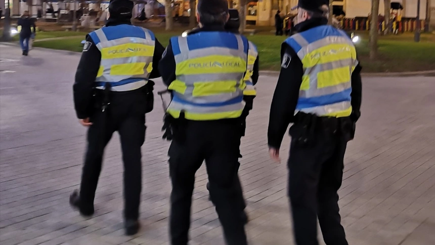 Cuatro Policías Locales en Lugo