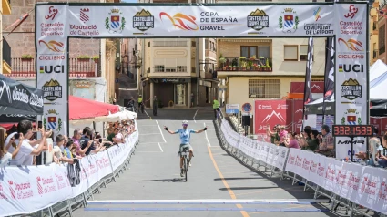 Alejandro Valverde ganando en Llucena