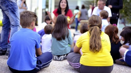 Más de medio millar de niños esperan familia de acogida en Castilla y León